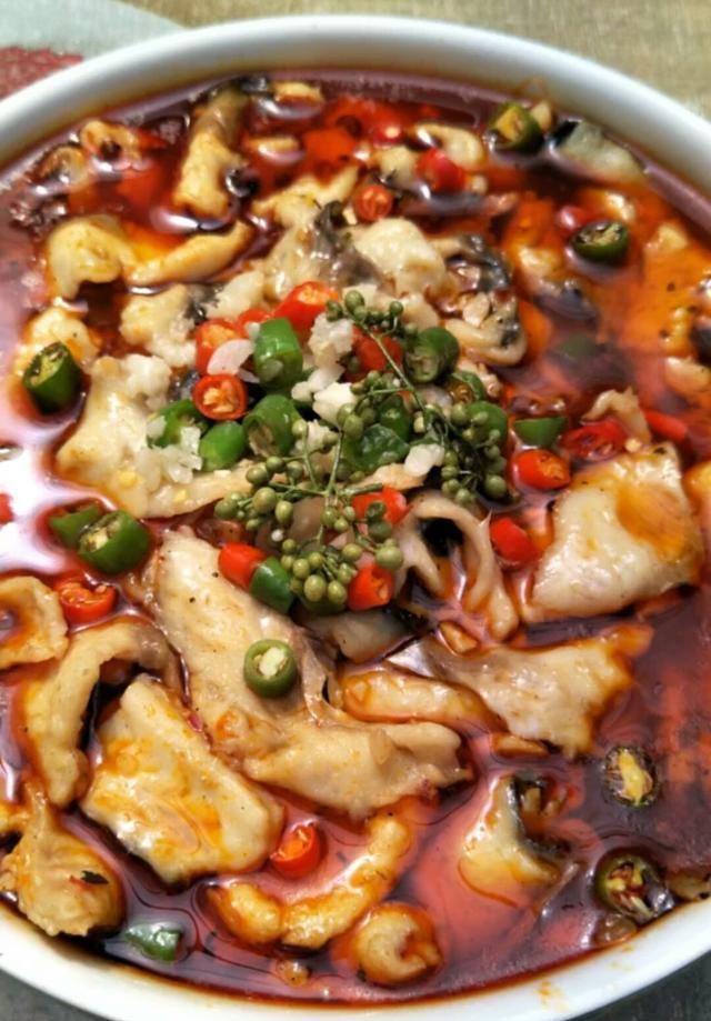 蒸茄子韭菜的独特做法——宠物的美食时光